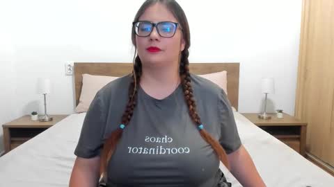 Amira Vyxen online show from September 8, 6:18 pm