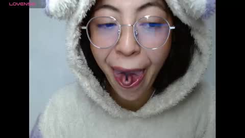 Snapshot of amitlu_ chatting on December 24, 3:49 am amitlu_ online show from December 24, 3:49 am
