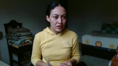 Snapshot of amitlu_ chatting on January 4, 10:13 pm amitlu_ online show from January 4, 10:13 pm