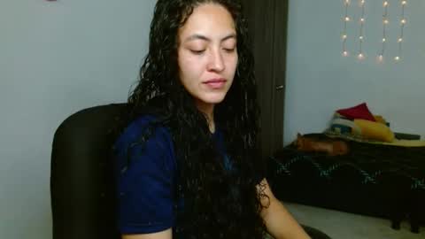 Snapshot of amitlu_ chatting on September 11, 9:15 pm amitlu_ online show from September 11, 9:15 pm