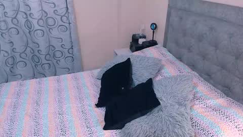 Snapshot of ammanda_ chatting on December 11, 12:02 am diana online show from December 11, 12:02 am