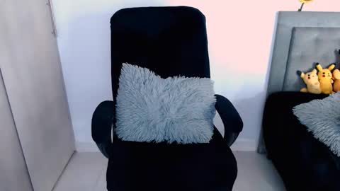 diana online show from March 14, 4:34 pm