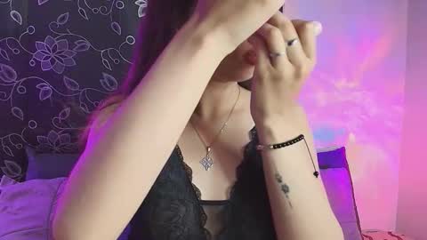 Snapshot of ammeliejoy chatting on February 27, 12:21 am Ammelie online show from February 27, 12:21 am