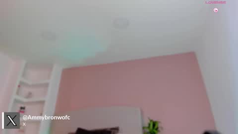 Snapshot of ammy_brown_ chatting on March 19, 7:18 pm AMMY online show from March 19, 7:18 pm