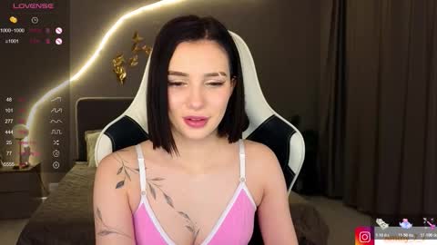 Ammy  dont forget to thumbs up me  online show from December 14, 2:50 am