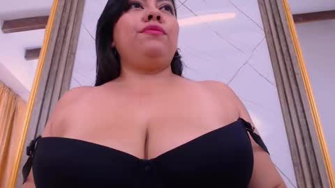 AmmyPike online show from January 31, 3:22 pm