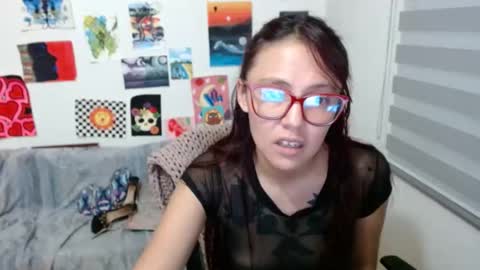 yisel online show from December 13, 3:05 am