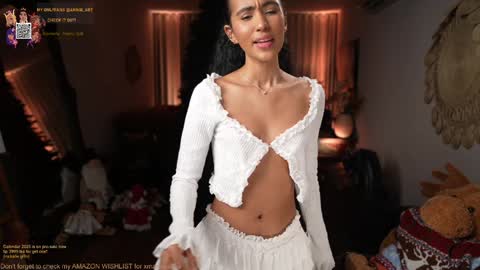 Snapshot of amnie_ chatting on December 4, 8:34 am RETURN 30TH 100 explicit on online show from December 4, 8:34 am