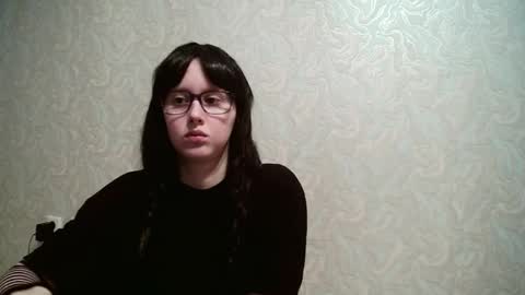 Amomira online show from December 14, 8:30 am