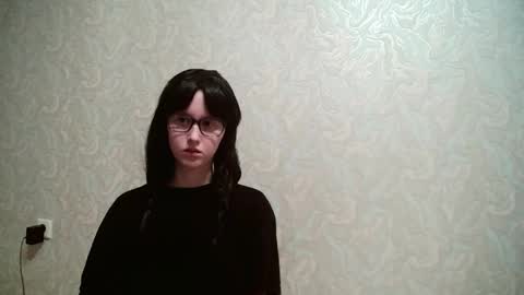 Snapshot of amomira_honeyx chatting on December 13, 8:25 pm Amomira honeyx online show from December 13, 8:25 pm