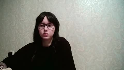 Amomira honeyx online show from February 28, 1:39 am