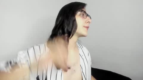 Amoneth online show from December 18, 9:21 pm