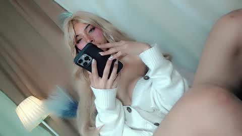 Belle Tylor online show from December 23, 1:03 am