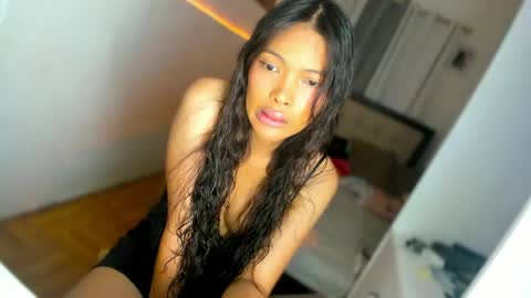 Snapshot of amor_prinsesa chatting on February 21, 1:22 am Prinsesa online show from February 21, 1:22 am