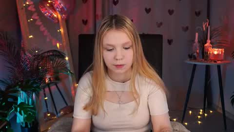 Snapshot of amore_tessa chatting on February 12, 2:54 pm Tessa online show from February 12, 2:54 pm
