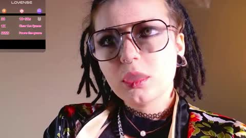 amore online show from April 7, 11:26 pm