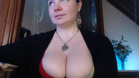 amorelara online show from February 5, 1:22 pm