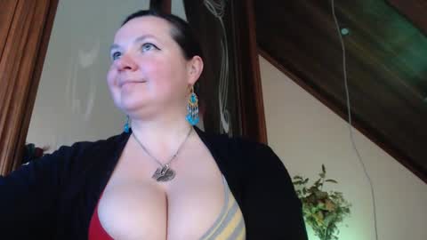 amorelara online show from February 22, 8:29 am