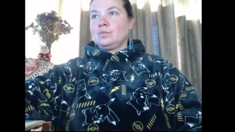 amorelara online show from October 19, 7:53 am