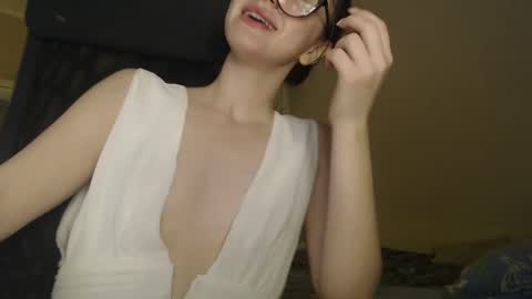 Snapshot of amoremeoww chatting on January 29, 4:58 am miss unforgettable online show from January 29, 4:58 am