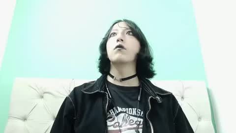 amoremerchmar online show from June 16, 3:09 am