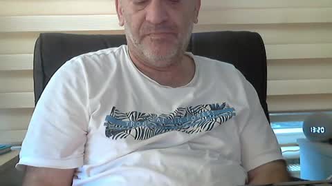 Snapshot of amorlin chatting on March 21, 10:20 am AmorLin online show from March 21, 10:20 am