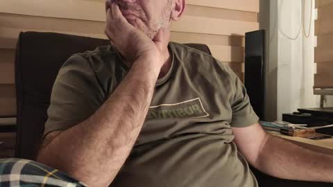 Snapshot of amorlin chatting on March 23, 9:08 pm AmorLin online show from March 23, 9:08 pm