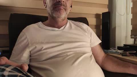 Snapshot of amorlin chatting on March 28, 6:29 pm AmorLin online show from March 28, 6:29 pm