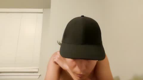 Snapshot of amoscuida chatting on April 1, 4:24 am amos online show from April 1, 4:24 am