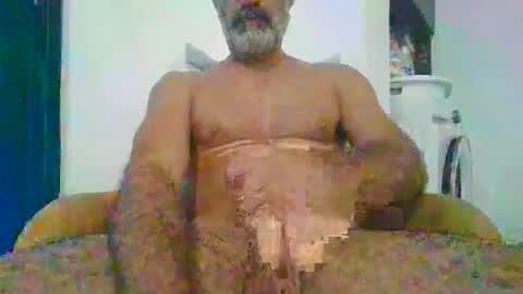 Snapshot of amram1985 chatting on November 8, 2:28 pm amram1985 online show from November 8, 2:28 pm