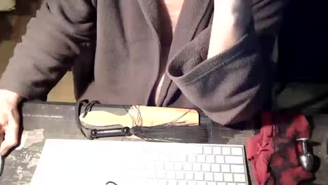 amslave4f online show from February 12, 7:13 am