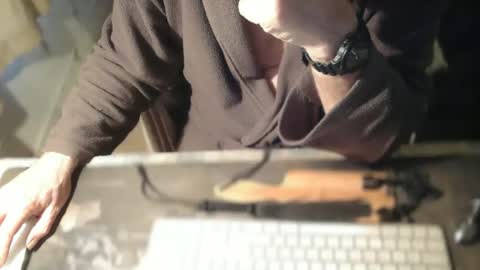 amslave4f online show from February 12, 9:15 am