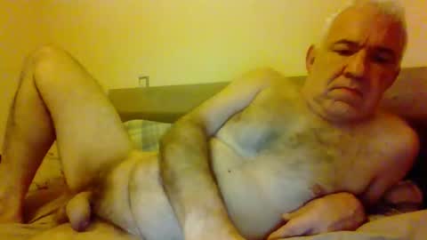 Snapshot of amstel69 chatting on November 28, 10:56 pm amstel69 online show from November 28, 10:56 pm