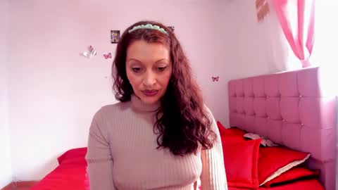 Snapshot of amunet_ chatting on February 27, 12:45 pm Amunet online show from February 27, 12:45 pm