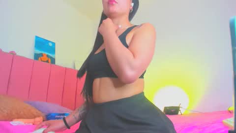 Amy online show from November 22, 5:45 pm