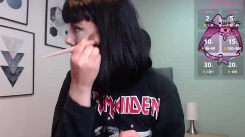 Amy 3 online show from November 18, 3:56 am