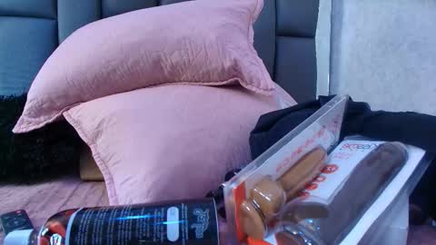 amy__wats0n online show from March 18, 7:17 pm