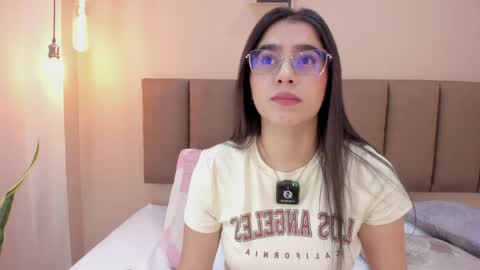 amy__wats0n online show from May 25, 7:31 pm
