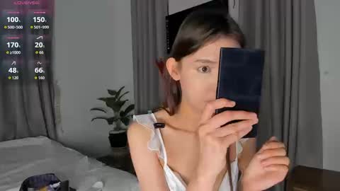 Amy online show from December 18, 11:11 pm