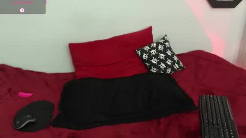 Amy online show from November 27, 5:04 pm