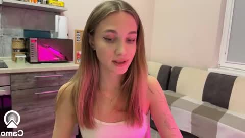 Amy Chill online show from December 13, 5:43 pm