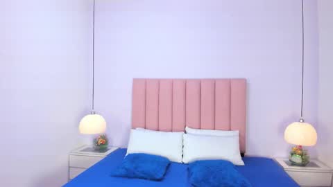 Aleja   online show from November 15, 11:32 pm