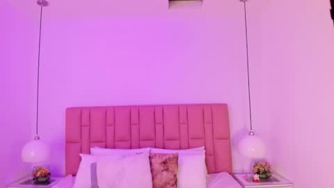 Aleja   online show from January 14, 3:01 am