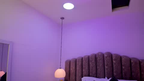 Aleja   online show from January 19, 3:10 am