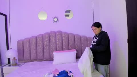 Aleja   online show from February 13, 3:35 am