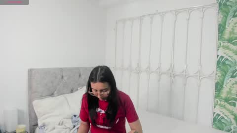 Amy online show from May 4, 2:02 pm