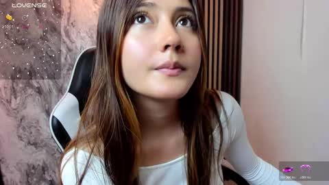 Amy online show from November 23, 7:35 pm