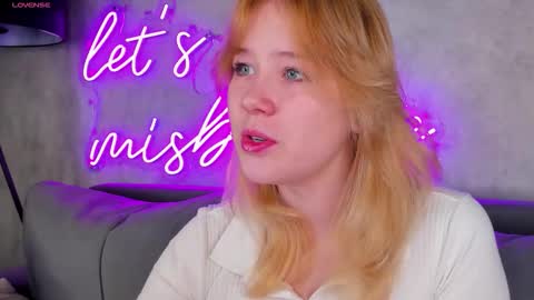 Amy online show from September 26, 12:03 am