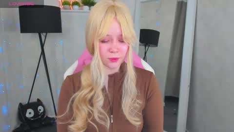 Amy online show from December 5, 12:52 am