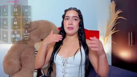 amy_leah_ online show from May 11, 2:45 pm